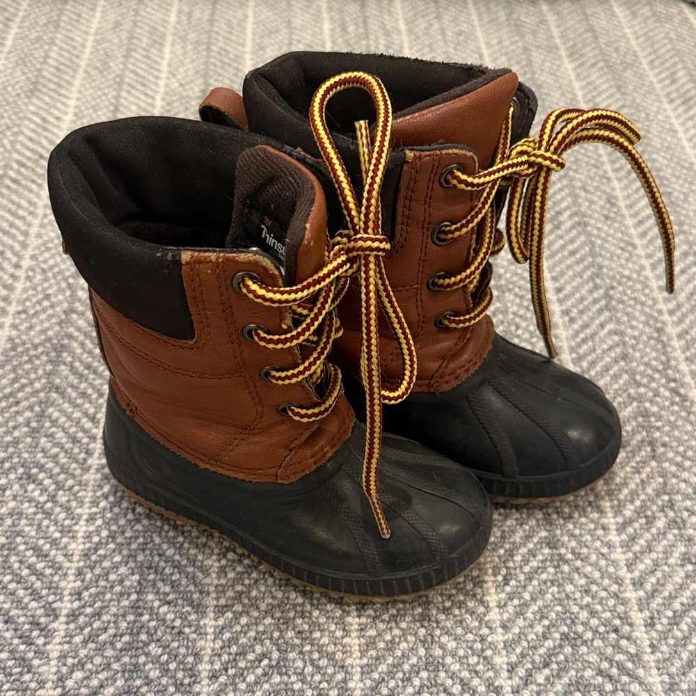 Gap toddler boots with Thinsulate insulation